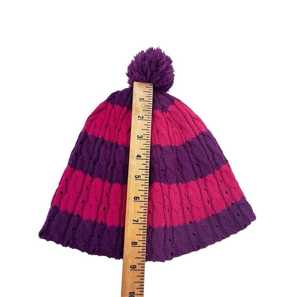 Levi’s Horizontal striped hat winter beanie hat with Pom Pom on top - Picture 11 of 11